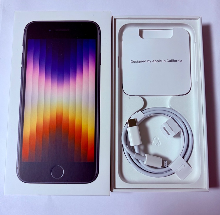 iPhone SE (第 3 世代) 128GB 楽天モバイル（スマホ）の商品画像 - 査定依頼日：2026年5月16日 - 最高査定価格：18,000円