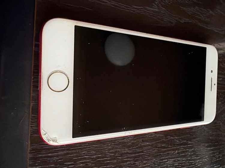 iPhone iPhone7 32GB SIMフリー（スマホ）の商品画像 - 査定依頼日：2026年9月27日 - 最高査定価格：1,000円