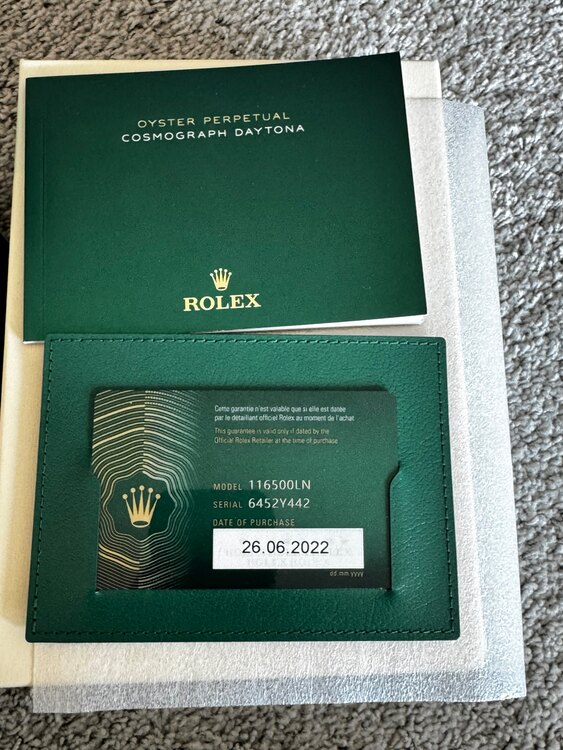ロレックス デイトナ Ref.116500L（高級時計）の商品画像 - 査定依頼日：2025年1月29日 - 最高査定価格：4,400,000円