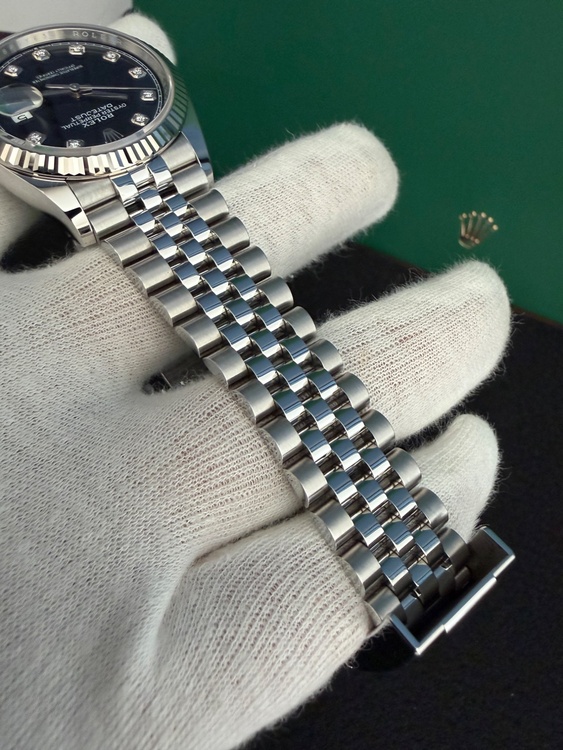 ROLEX DATEJUST36 黒文字盤 10Pダイヤ（高級時計）の商品画像 - 査定依頼日：2026年3月15日 - 最高査定価格：2,265,000円