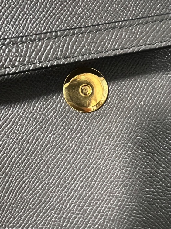 マイクロ ベルトバッグ（ブランドバッグ）の商品画像 - 査定依頼日：2025年8月16日 - 最高査定価格：110,000円