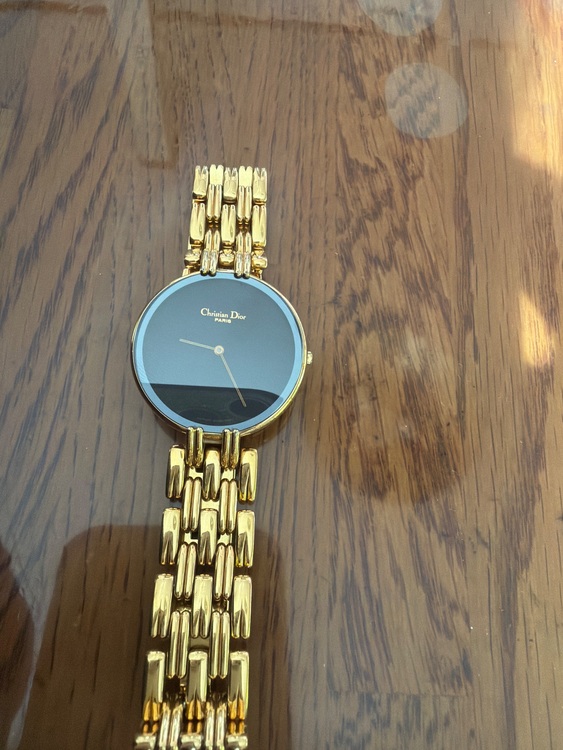 ディオール（高級時計）の商品画像 - 査定依頼日：2025年11月19日 - 最高査定価格：10,000円