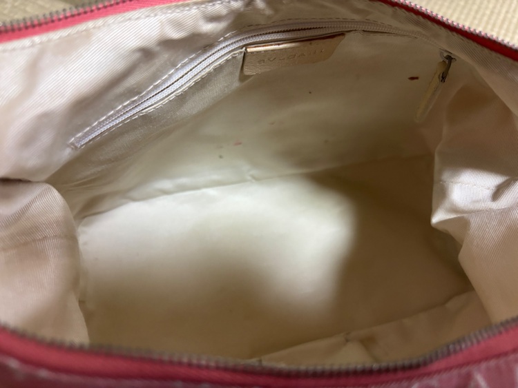 ハンドバッグ（ブランドバッグ）の商品画像 - 査定依頼日：2025年6月15日 - 最高査定価格：6,000円