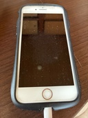 iPhone8 64GB au（スマホ）の商品画像 - 査定依頼日：2026年3月29日 - 最高査定価格：6,000円