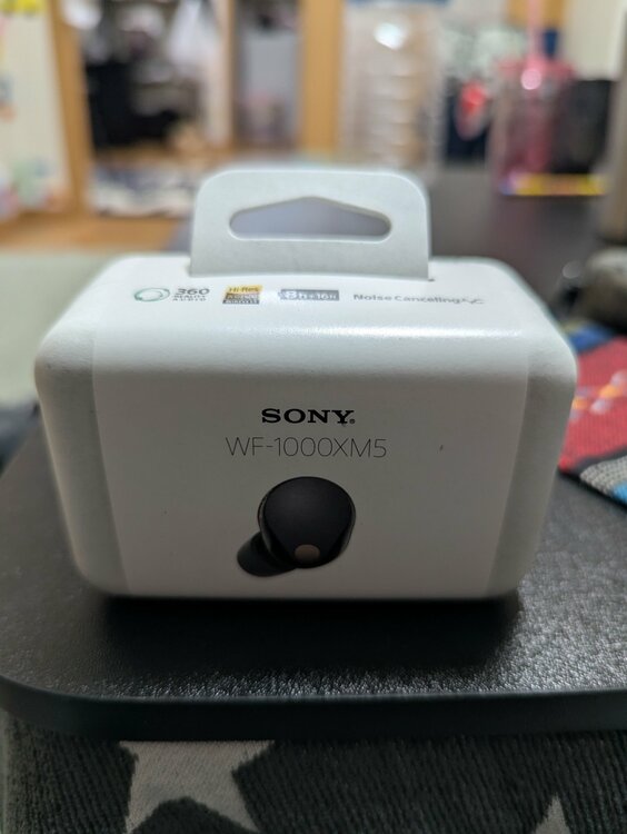 SONYWF-1000XM5BCブラックワイヤレスイヤホン（オーディオ・スピーカー）の商品画像 - 査定依頼日：2025年12月15日 - 最高査定価格：22,000円