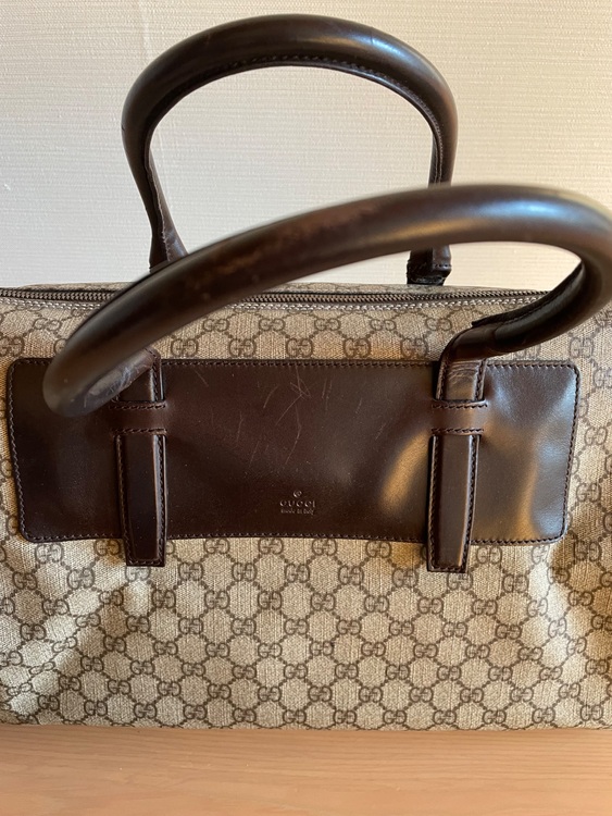 ボストンバック（ブランドバッグ）の商品画像 - 査定依頼日：2025年11月29日 - 最高査定価格：40,000円