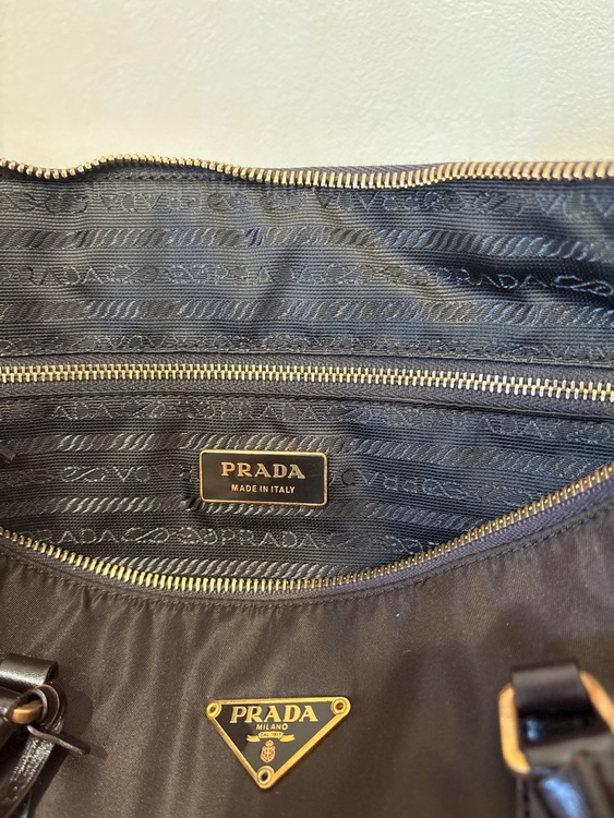 プラダ  （ブランドバッグ）の商品画像 - 査定依頼日：2025年9月29日 - 最高査定価格：45,000円