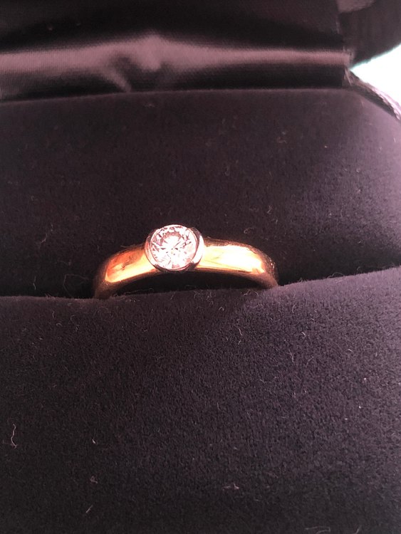 ティファニーリング　（金・貴金属）の商品画像 - 査定依頼日：2022年8月23日 - 最高査定価格：100,000円