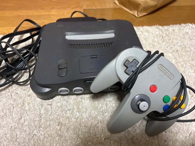 Nintendo64（ゲーム機本体・ゲームソフト）の商品画像 - 査定依頼日：2026年6月4日 - 最高査定価格：1,800円