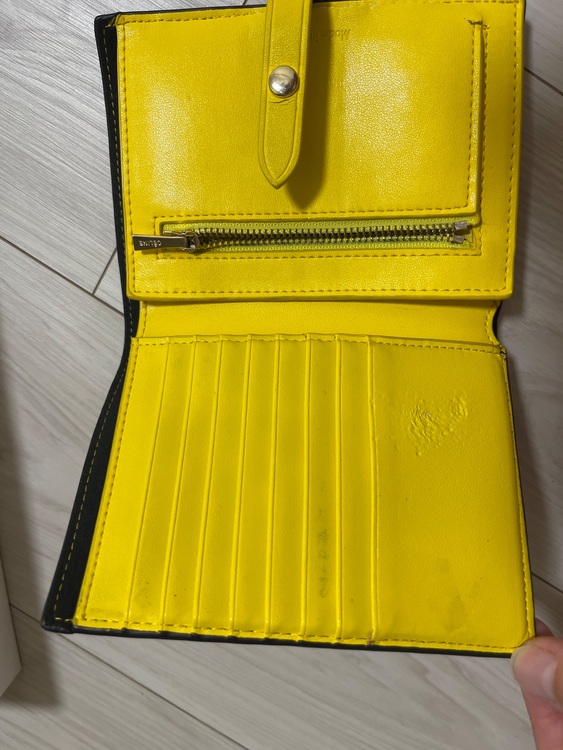 セリーヌ  （ブランドバッグ）の商品画像 - 査定依頼日：2025年9月18日 - 最高査定価格：15,000円