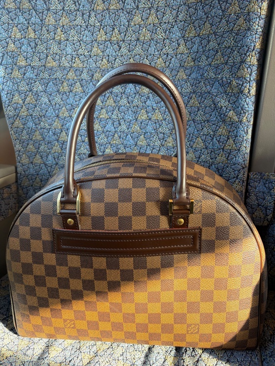 ノリータ（ブランドバッグ）の商品画像 - 査定依頼日：2026年1月17日 - 最高査定価格：80,000円