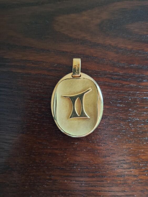 カルティエ ペンダントトップ ゾディアック（金・貴金属）の商品画像 - 査定依頼日：2025年8月26日 - 最高査定価格：800,000円