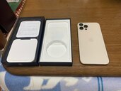 iPHON12 PRPMAX（スマホ）の商品画像 - 査定依頼日：2024年4月18日 - 最高査定価格：64,000円