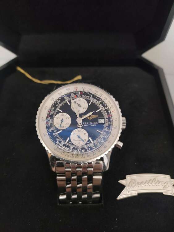 ブライトリング ナビタイマー A13322（高級時計）の商品画像 - 査定依頼日：2025年5月1日 - 最高査定価格：390,000円