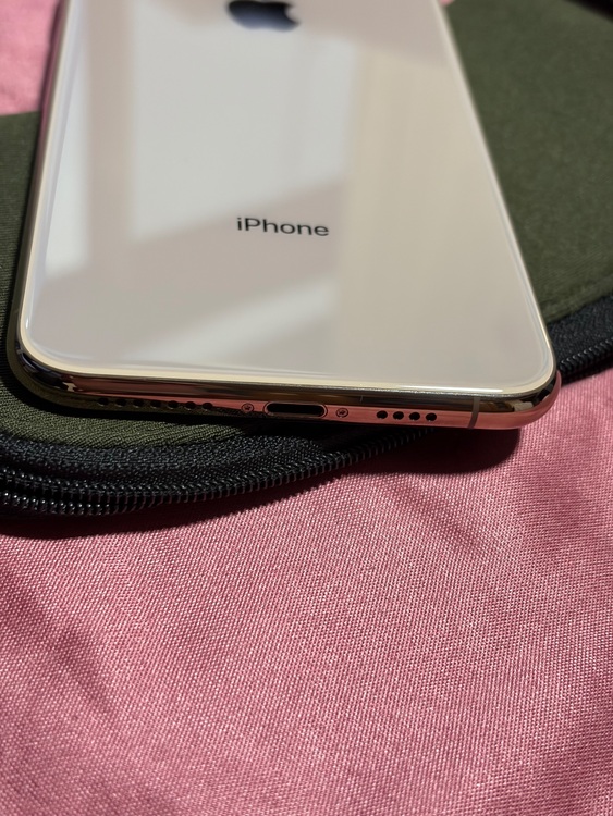 iPhoneXS Max 256GB SIMフリー（スマホ）の商品画像 - 査定依頼日：2025年11月22日 - 最高査定価格：31,000円