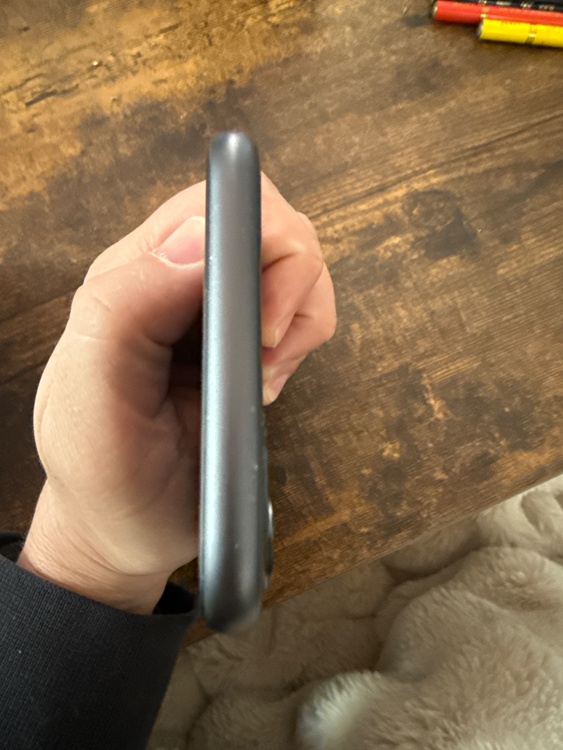 iPhone11 128G（スマホ）の商品画像 - 査定依頼日：2026年2月15日 - 最高査定価格：21,000円