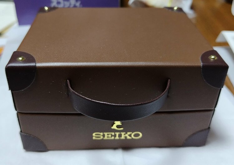 seiko ヴァイオレット·エヴァーガーデン ストーリー６モデル（高級時計）の商品画像 - 査定依頼日：2026年2月19日 - 最高査定価格：20,000円