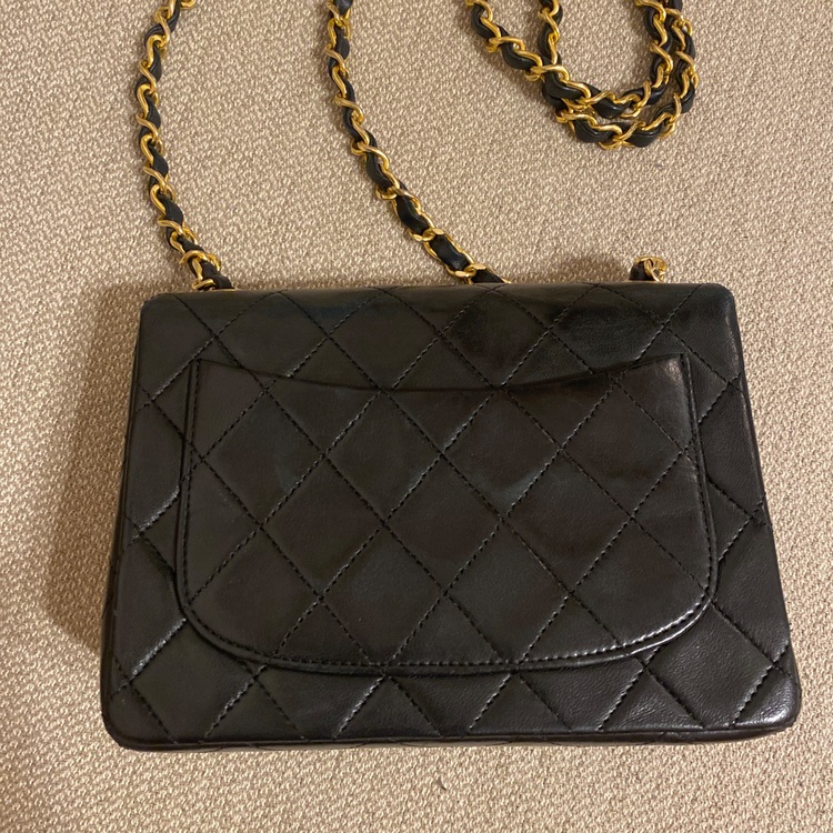 シャネル マトラッセ （ブランドバッグ）の商品画像 - 査定依頼日：2025年9月30日 - 最高査定価格：400,000円