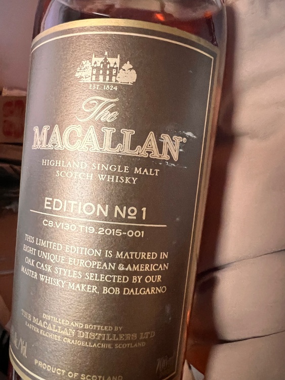 ウイスキー マッカラン （お酒）の商品画像 - 査定依頼日：2026年2月18日 - 最高査定価格：180,000円