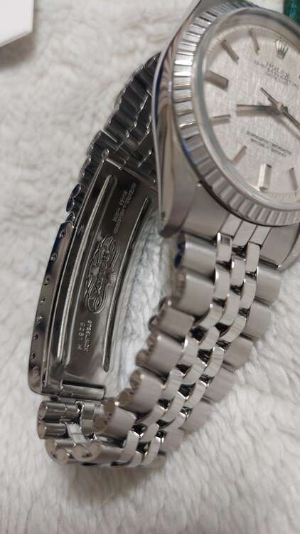 ロレックス デイトジャスト 1603（高級時計）の商品画像 - 査定依頼日：2025年4月29日 - 最高査定価格：600,000円