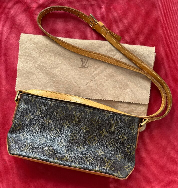 モノグラム（ブランドバッグ）の商品画像 - 査定依頼日：2024年12月30日 - 最高査定価格：26,000円