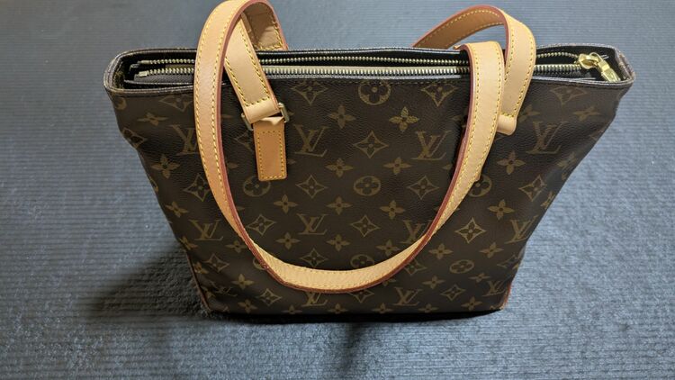 トート（ブランドバッグ）の商品画像 - 査定依頼日：2025年8月17日 - 最高査定価格：100,000円