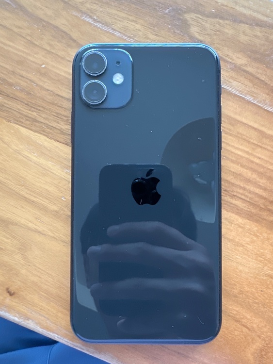 iPhone iPhone11 64GB SIMフリー（スマホ）の商品画像 - 査定依頼日：2026年7月8日 - 最高査定価格：20,000円