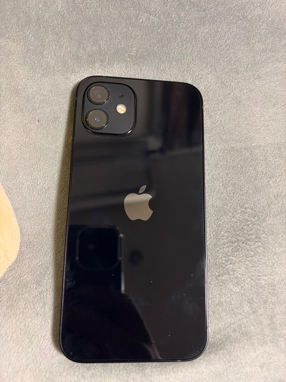 iPhone 12 64GB Softbank（スマホ）の商品画像 - 査定依頼日：2026年5月8日 - 最高査定価格：20,000円