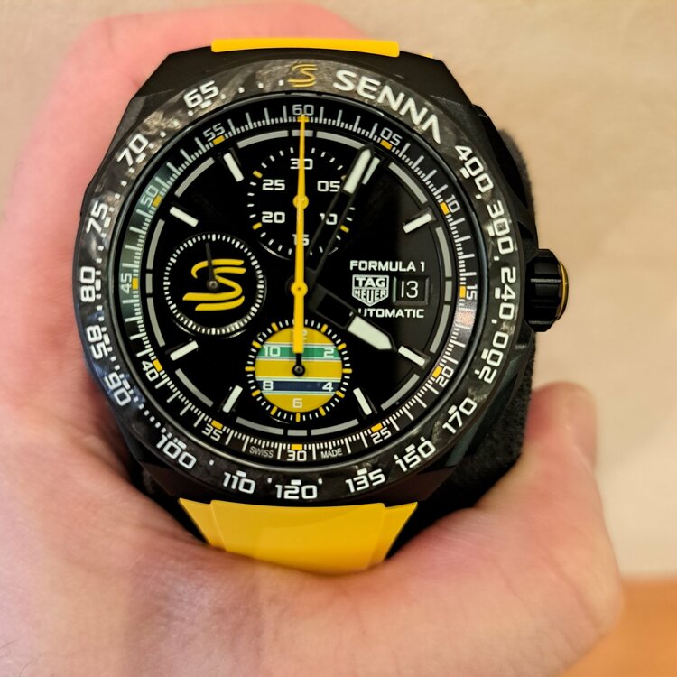 タグホイヤー フォーミュラ CBZ2081.FT809（高級時計）の商品画像 - 査定依頼日：2026年1月18日 - 最高査定価格：550,000円