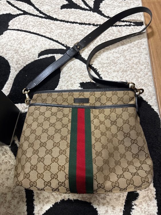 ショルダーバッグ（ブランドバッグ）の商品画像 - 査定依頼日：2025年12月9日 - 最高査定価格：100,000円