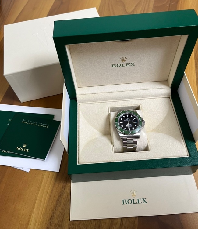 ロレックス サブマリーナー （高級時計）の商品画像 - 査定依頼日：2025年6月5日 - 最高査定価格：2,210,000円