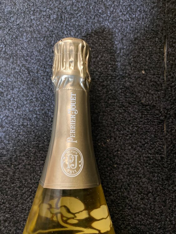 2014（お酒）の商品画像 - 査定依頼日：2025年1月22日 - 最高査定価格：50,000円