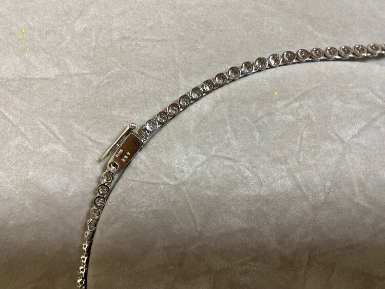 プラチナネックレス（金・貴金属）の商品画像 - 査定依頼日：2025年2月7日 - 最高査定価格：300,000円