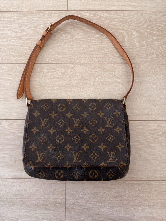 ルイヴィトン モノグラム ミュゼット タンゴ M51257 ショルダーバッグ（ブランドバッグ）の商品画像 - 査定依頼日：2026年4月3日 - 最高査定価格：80,000円