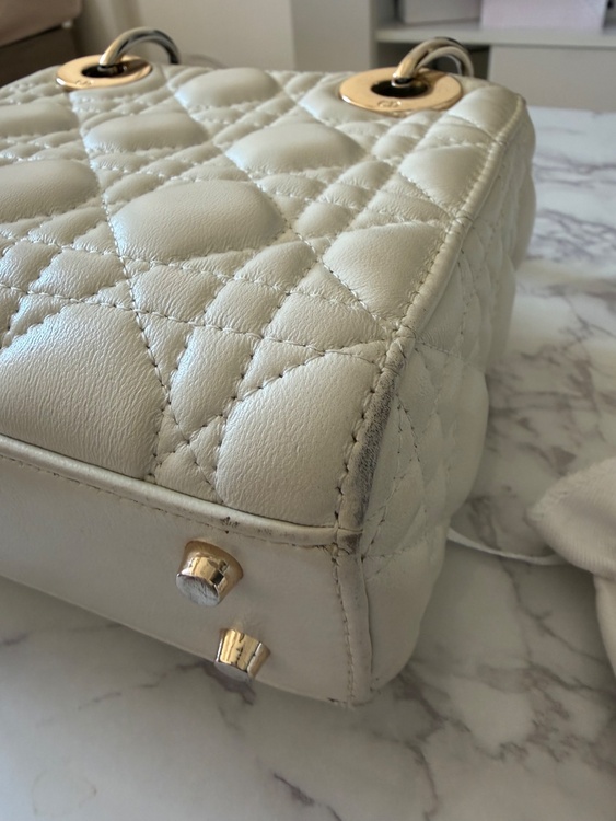 Lady Dior ミニ（ブランドバッグ）の商品画像 - 査定依頼日：2026年10月19日 - 最高査定価格：130,000円