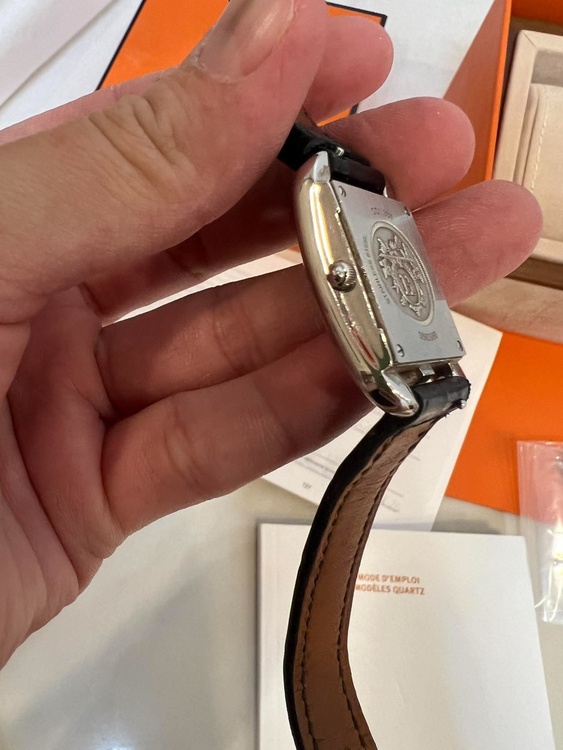 エルメス　腕時計 《ケープコッド》 PM 31 mm ダイヤモンド付き（高級時計）の商品画像 - 査定依頼日：2026年9月18日 - 最高査定価格：750,000円