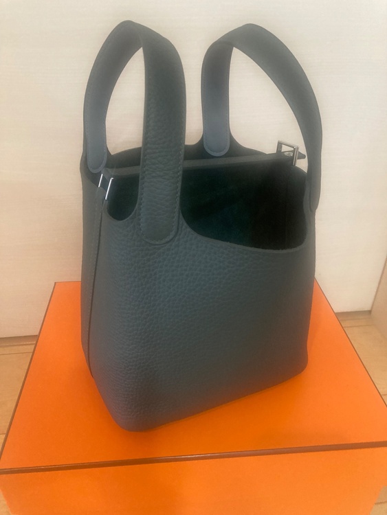 ピコタンPM（ブランドバッグ）の商品画像 - 査定依頼日：2026年9月3日 - 最高査定価格：650,000円