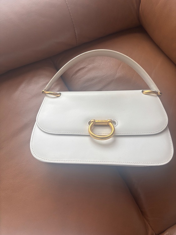 セカンドバッグ（ブランドバッグ）の商品画像 - 査定依頼日：2025年8月28日 - 最高査定価格：40,000円