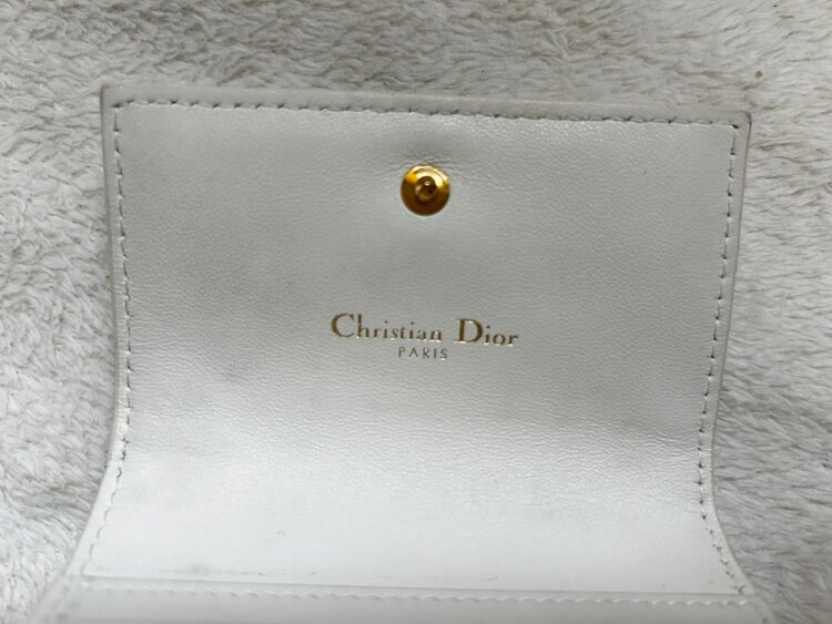 ディオール  （ブランドバッグ）の商品画像 - 査定依頼日：2025年4月21日 - 最高査定価格：30,000円