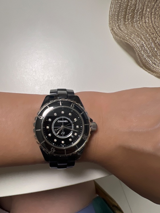 シャネル J12 （高級時計）の商品画像 - 査定依頼日：2025年9月16日 - 最高査定価格：320,000円