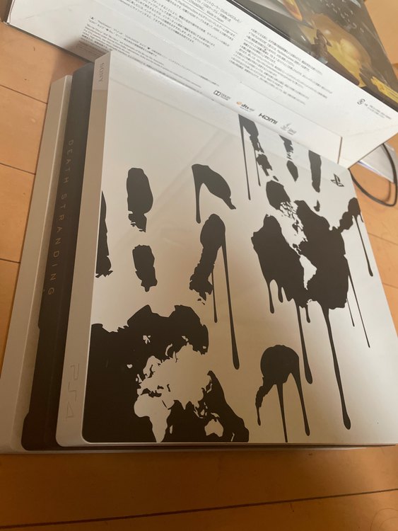 ps4pro DEATH STRANDING LIMITEDcuh-7200b （ゲーム機本体・ゲームソフト）の商品画像 - 査定依頼日：2023年2月14日 - 最高査定価格：17,000円