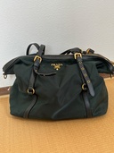 プラダ  （ブランドバッグ）の商品画像 - 査定依頼日：2026年3月29日 - 最高査定価格：35,000円