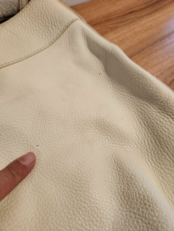 トリーバーチ バッグ（古着・ファッション）の商品画像 - 査定依頼日：2025年11月5日 - 最高査定価格：2,500円