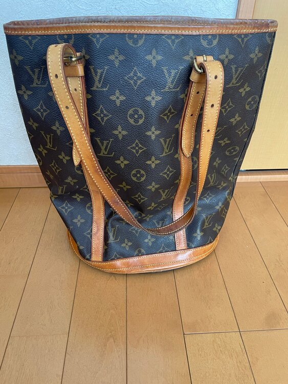 ルイ（ブランドバッグ）の商品画像 - 査定依頼日：2025年1月28日 - 最高査定価格：25,000円