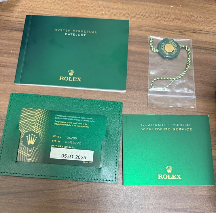 オイスターパーペチュアルデイトジャスト36（高級時計）の商品画像 - 査定依頼日：2026年1月15日 - 最高査定価格：1,650,000円