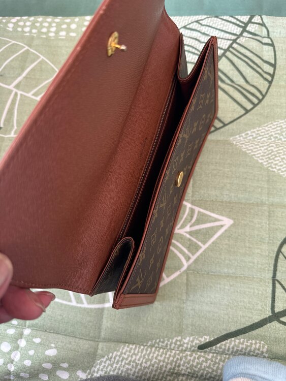 ルイヴィトン モノグラム （ブランドバッグ）の商品画像 - 査定依頼日：2025年2月10日 - 最高査定価格：50,000円