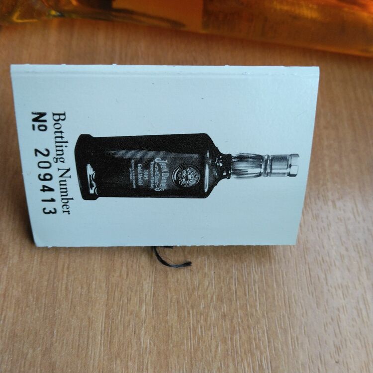 ジャックダニエルゴールドメダル1905、1000ml,43%（お酒）の商品画像 - 査定依頼日：2025年9月18日 - 最高査定価格：15,000円