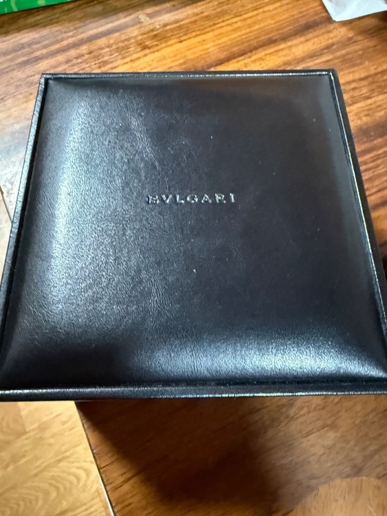 ブルガリ ブルガリブルガリ W BB38SR WGL ALLI BLUE AUTO DATE SL99（高級時計）の商品画像 - 査定依頼日：2026年3月4日 - 最高査定価格：1,500,000円