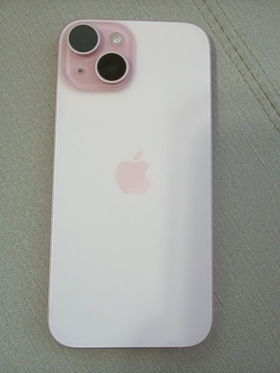 iPhone iPhone 15 128GB SIMフリー（スマホ）の商品画像 - 査定依頼日：2026年7月4日 - 最高査定価格：64,000円