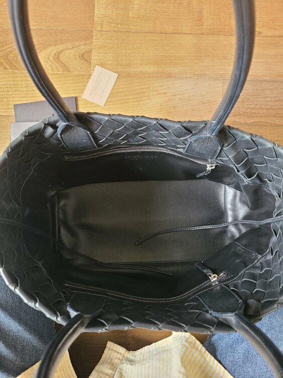 ボッテガ・ヴェネタ  （ブランドバッグ）の商品画像 - 査定依頼日：2026年4月25日 - 最高査定価格：190,000円